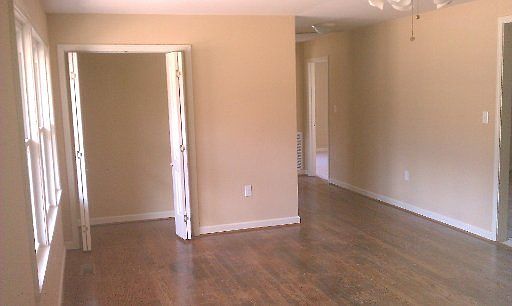 2nd image of 4414 Fulton Dr