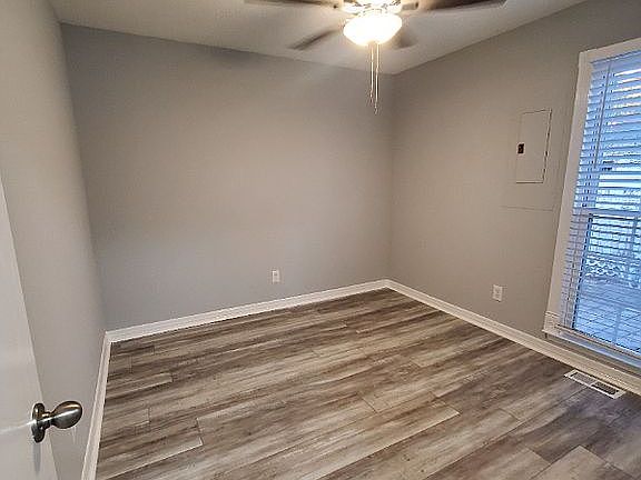 4th image of 6624 Abbey Ln