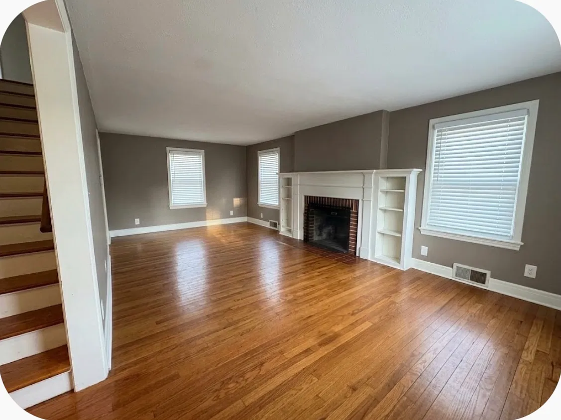 90 Somerset Ave — Photo 2