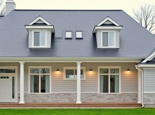 10208 Henning Dr, Huntley, IL 60142