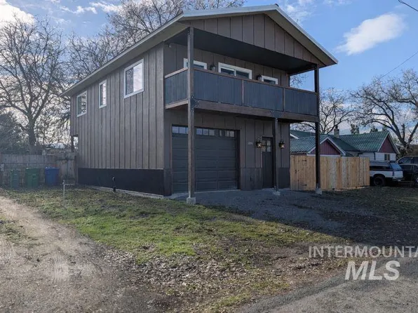 1330 Birch Ave, Lewiston, ID 83501