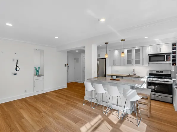 52-21 39th Road image 9 of 18