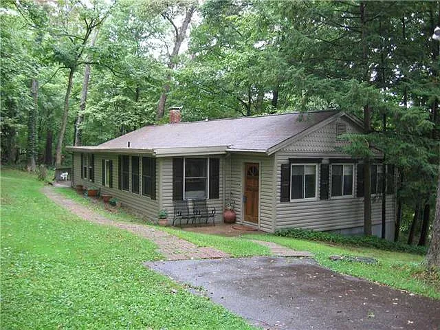 2938 E Bardonner Rd photo 1
