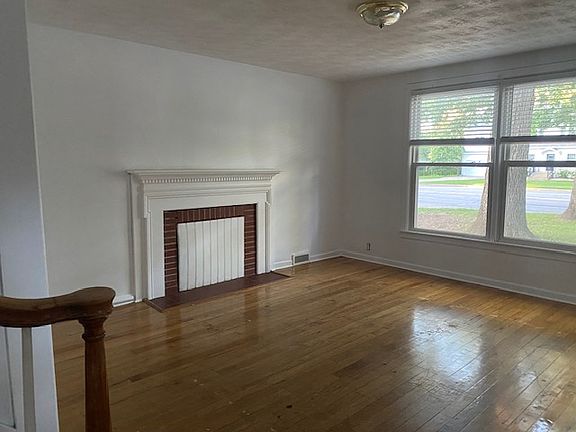 2nd image of 1715 Northwestern Ave