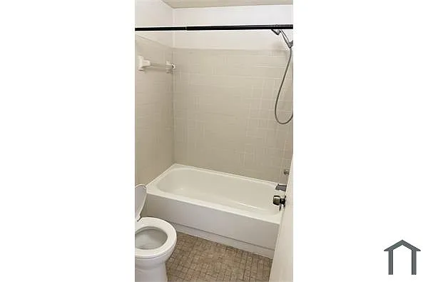 Building Photo - 9217 Shellgrove Ct