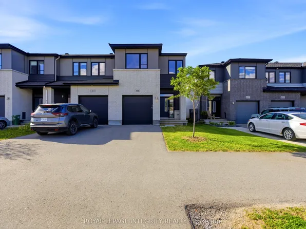 459 Cope Dr, Ottawa, ON K2V 0P1