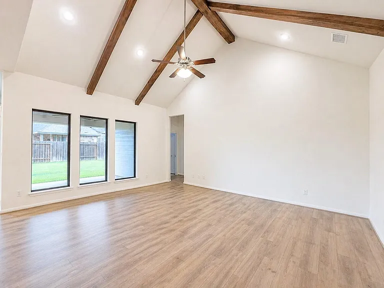 31630 Zoe Point Dr — Photo 10