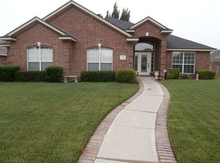 8208 Victory Dr, Amarillo, TX 79119