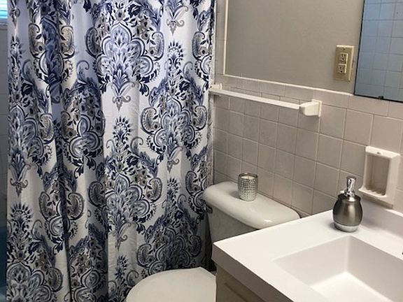 5th image of 5006 California St #16