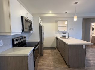 865 Rathgar Ave #11, Winnipeg, MB R3L 1Y9