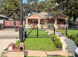3434 Harlingen St, Dallas, TX 75212