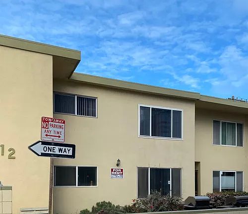 2nd image of 12 23rd Ave APT 3