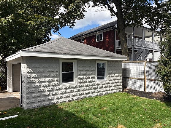 5th image of 54 Woodrow Ave #2
