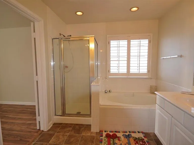 2710 Grants Lake Blvd #J10 — Photo 21