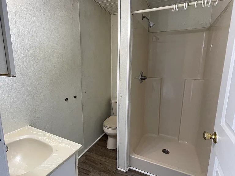 556 Victor Ave — Photo 19