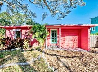 657 Calle De Peru, Sarasota, FL 34242