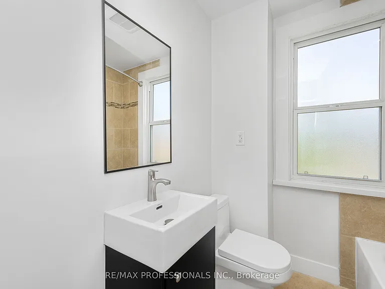 388 Wilson St #2 — Photo 9