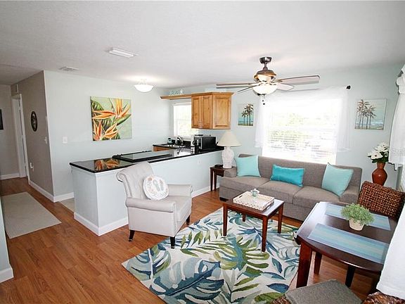 2nd image of 5601 Shore Blvd S #B