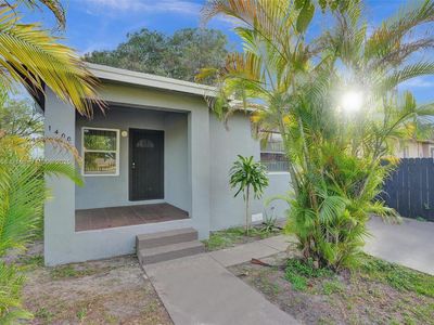 1400 NW 70th St, Miami, FL, 33147