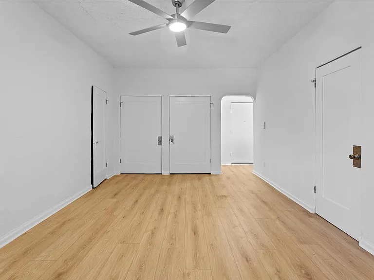 Madison Apartments — Photo 11
