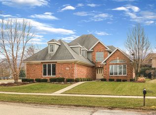 8001 Trafalgar Ct, Orland Park, IL