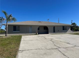 2105 SE 15th Pl, Cape Coral, FL 33990
