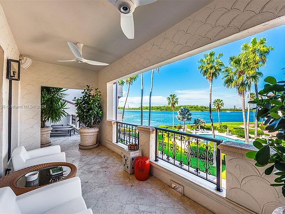 4th image of 2036 Fisher Island Dr #2036