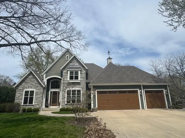 2107 Evergreen LANE, Hartland, WI 53029