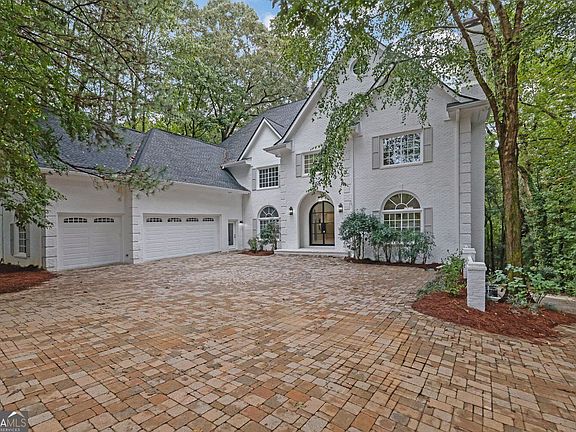 3rd image of 260 Cameron Ridge Dr NW