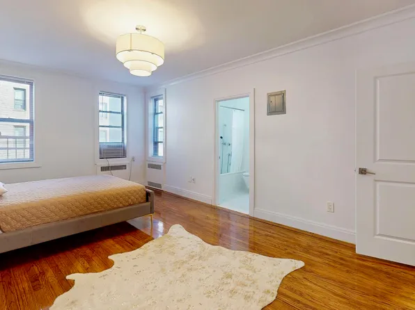 1150 Brighton Beach Avenue image 11 of 18