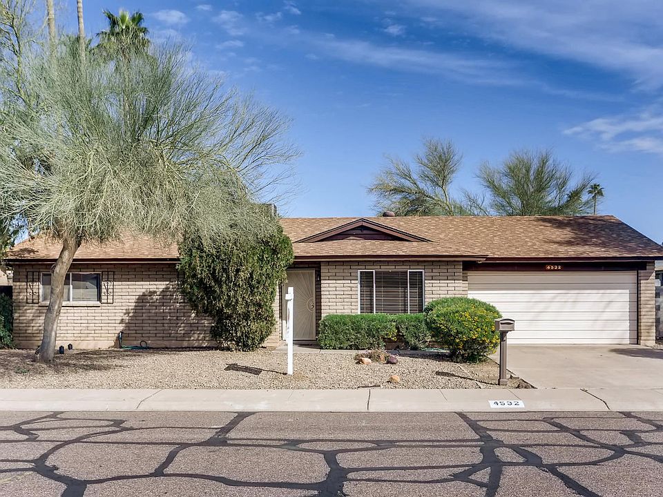 4532 W Gardenia Avenue-large-001-7-Exter