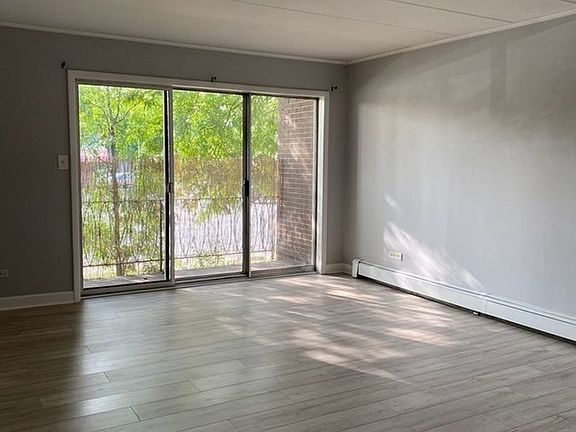3rd image of 9733-35 S Cicero Ave #9733-2SW