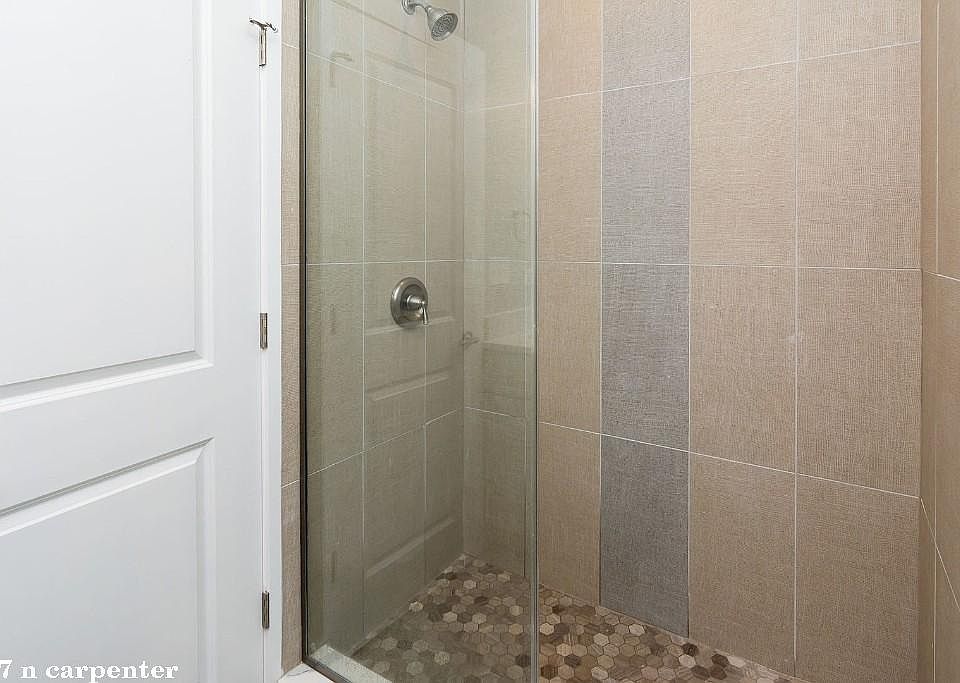 1st image of 447 N Carpenter St #1625