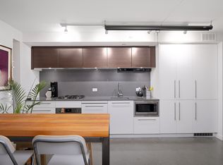 150 Cordova St E #603, Vancouver, BC