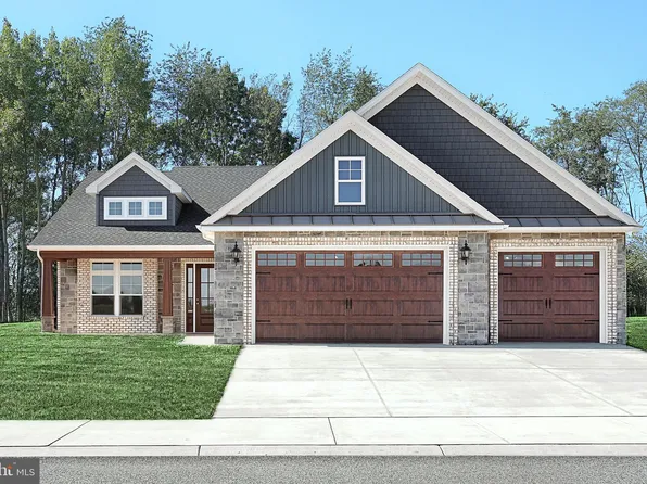 535 Lumber St, Littlestown, PA 17340