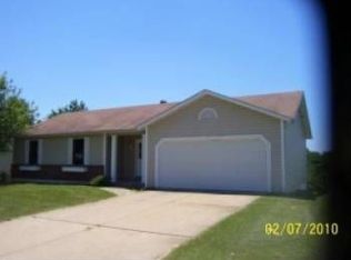 3006 Valley Vista Dr S, Saint Peters, MO 63376