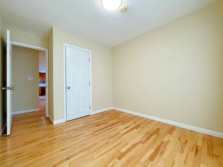 47442 Mantis St — Photo 10