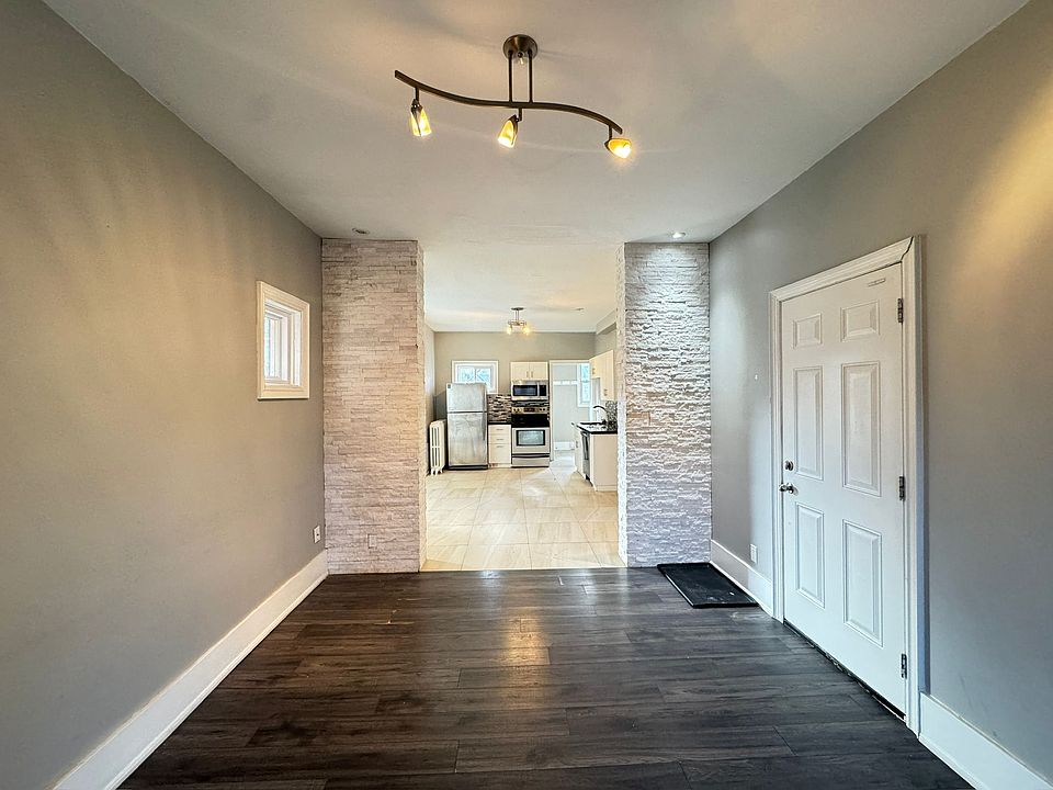 1st image of 974 King St E Unit 1