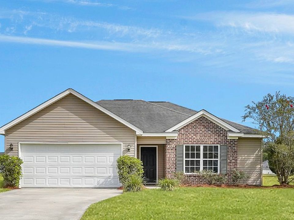 1st image of 135 Sandalwood Cir