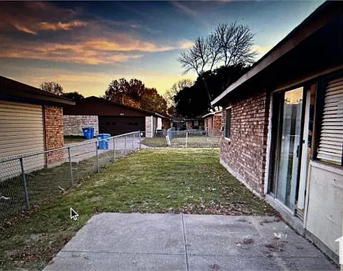 9102 Willowbrook Dr #HOUSE — Photo 2