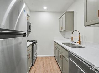 2901 University Dr E, Lawrence, KS 66049