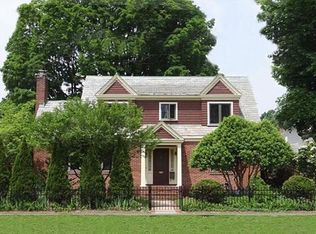 374 Bridge St, Northampton, MA 01060