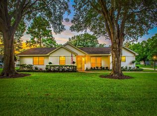 7221 Olson Ln, Pasadena, TX 77505