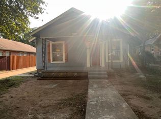 2405 Lincoln Ave, Fort Worth, TX 76164