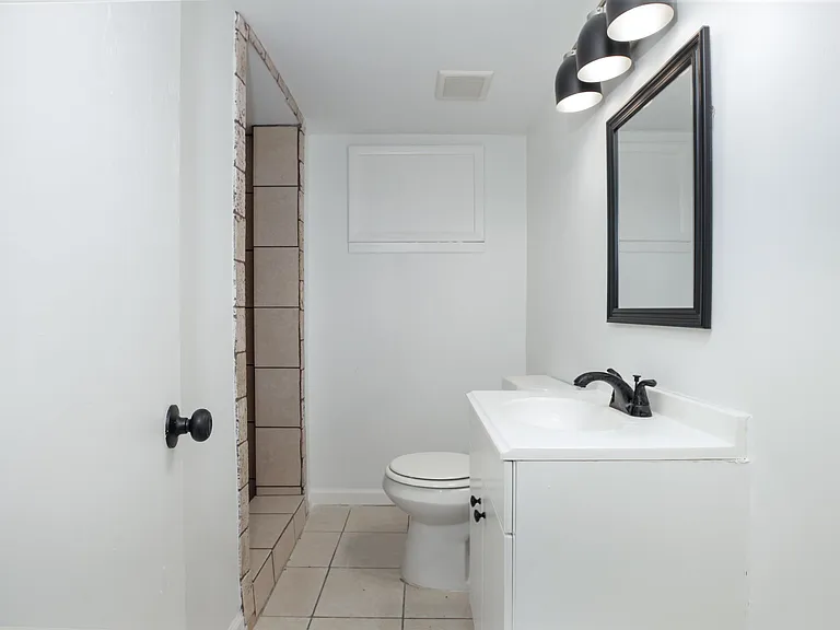 724 Rose Dr — Photo 29