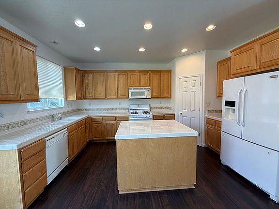 2nd image of 2429 Flatley Cir