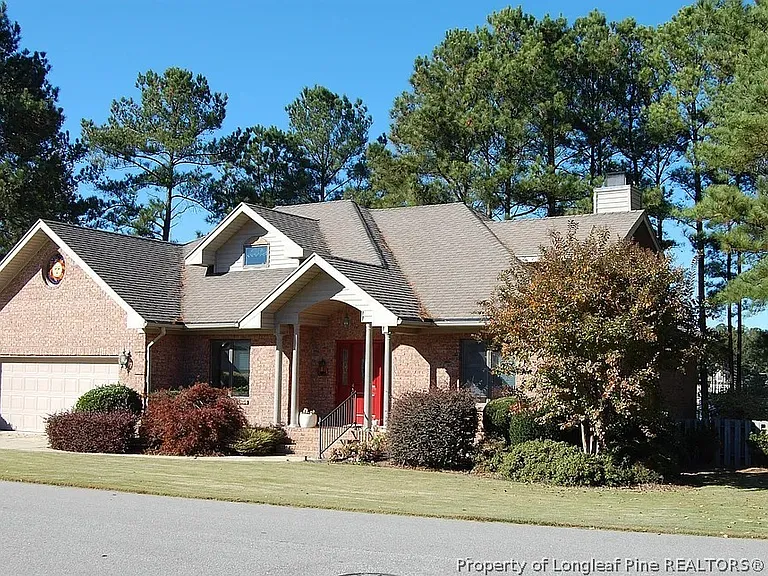 Greenbriar Dr — Photo 1