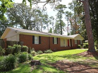 1102 Kimberly Dr, Valdosta, GA 31602