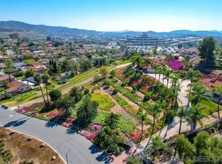 9555 Palomino Ridge Dr, Lakeside, CA 92040