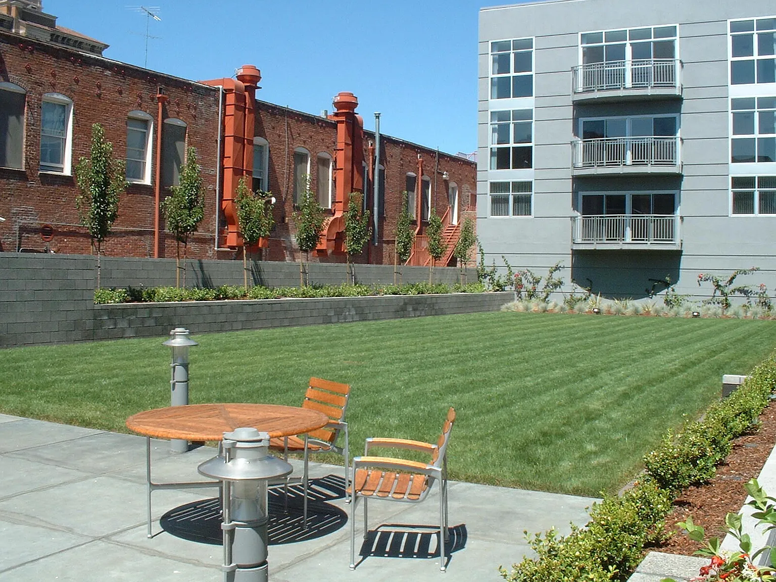 33 South Third — Photo 2